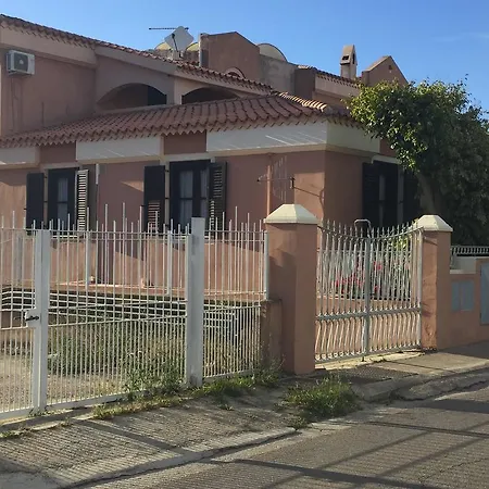 Porto Frailis Dom wakacyjny Àrbatax